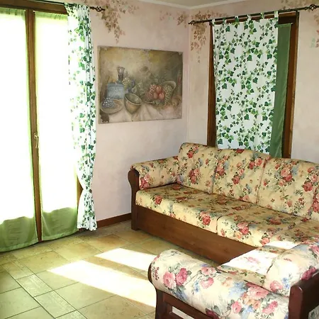 House Mirelladue בית נופש Temù